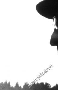 Yaşar Kemal'e Bir Ara'lık Bakış: Ara Güler'in Objektifinden Yıllar İçinde Yaşar Kemal -