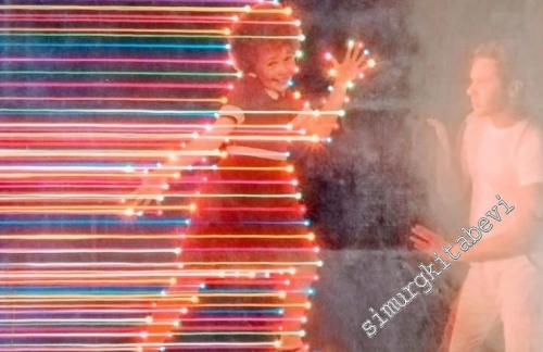 Annie on camera: Nine photographers - William Eggleston, Mitch Epstein, Joel Meyerowitz, Jane O'Neal, Stephen Shore, Neal Slavin, Eric Staller, Robert Walker, Garry Winogrand -