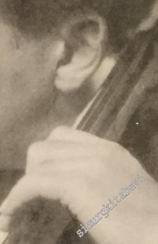 Muhiddin Sadak Bir Müzik Adamının Portresi ( 16.09.1900 - 16.09.1982)